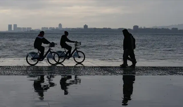 İzmir yeni haftaya yağmurla başladı: İzmir'de yağmur kaç gün etkili olacak?