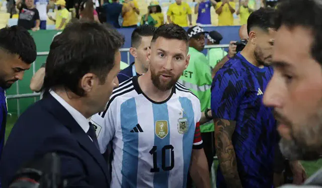 Brezilya-Arjantin maçında olay: Messi takımı sahadan çekti