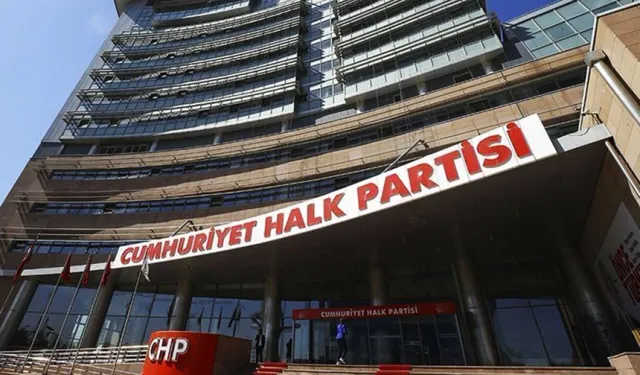 CHP MYK toplandı: İzmir haftaya kaldı | Ankara adayları Parti Meclisi’nden geçti 
