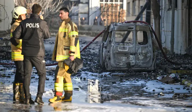 İzmir Çiğli'de yangın: 1 işçi öldü, 3 işçi yaralı