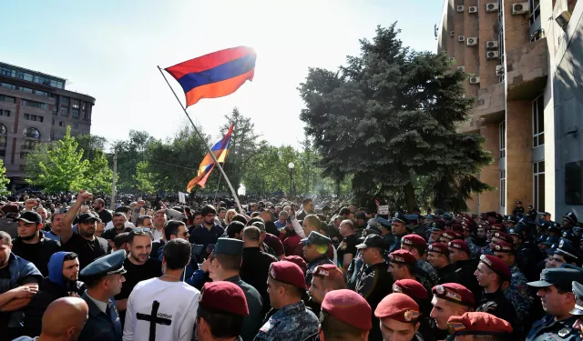 Ermenistan'ın başkentinde patlama: Ölü ve yaralılar var
