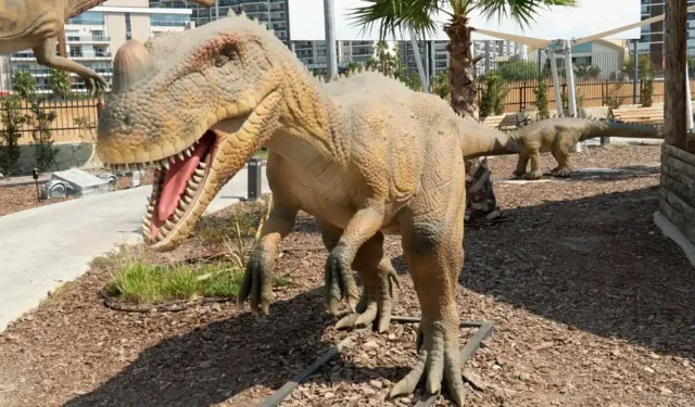 İzmir'in Jurassic Park'ı: Karşıyaka Evrensel Çocuk Merkezi