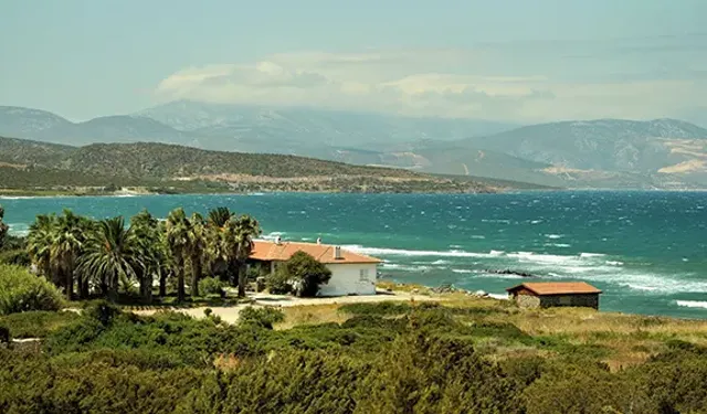 Hepsi de doğa harikası: İzmir'de plajı olan köyler