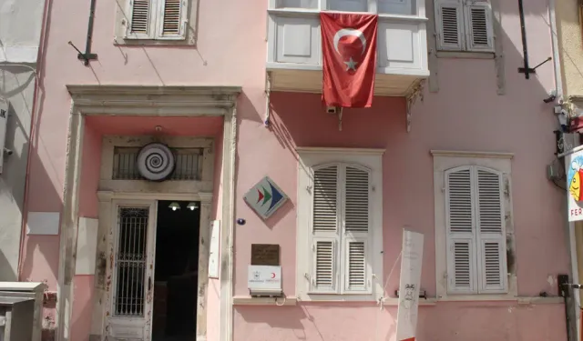İzmir'in mizahi birikimi niteliğinde: Neşe ve Karikatür Müzesi nerededir? Nasıl gidilir?