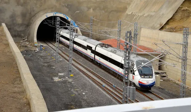 Yılan hikâyesine dönen Ankara-İzmir Hızlı Tren Projesi: Anlaşılan o ki tren yine gelmeyecek