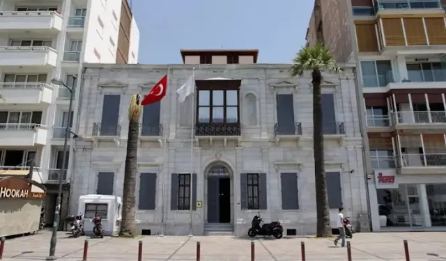 Belediye tarafından Atatürk'e hediye edilmiş | İzmir'in biricik müzesi: Atatürk Müzesi