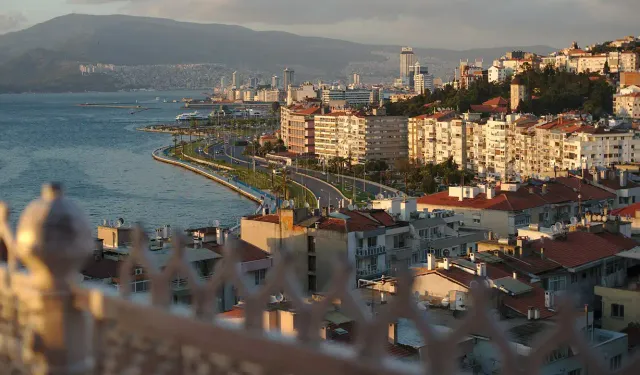 İzmir'de deprem kaçınılmaz: Kenti etkileyecek 30 fay var