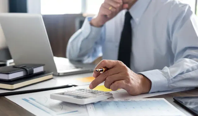 İzmir İl Sağlık Müdürlüğü’nde yemek krizi: Çalışanlar 28 Ekim’den beri çay ve simitle idare ediyor