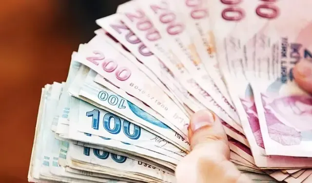 Emekli promosyonları için bankalar arasında rekabet kızıştı: 2025 emekli promosyonları ne kadar olacak?