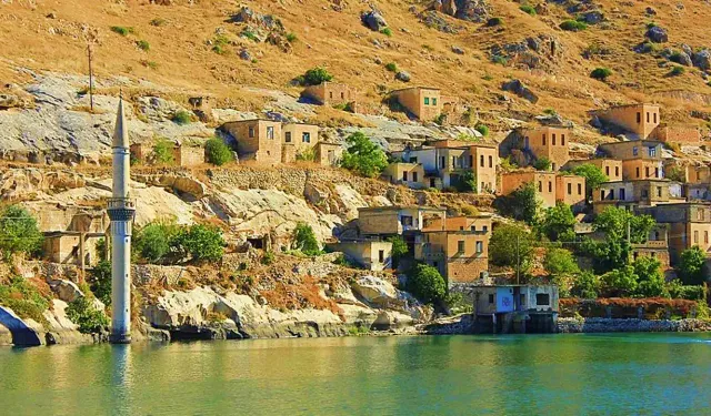 Türkiye'nin terk edilmiş köyleri: İkisi İzmir'de bulunuyor