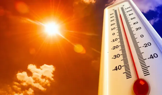 Bir ilimiz yanıyor: Termometreler 50 dereceyi gördü