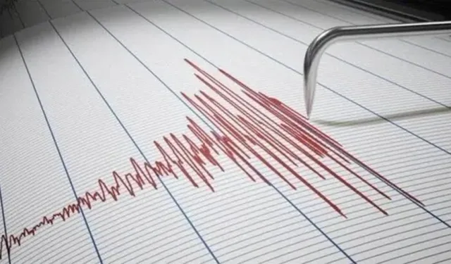 İzmir'de deprem! AFAD'dan açıklama geldi