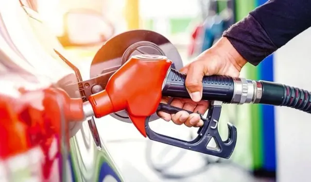 Akaryakıt fiyatları yükseliyor: Benzinin ardından motorine de dev zam gelecek