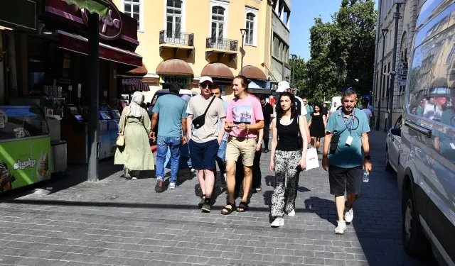 Kardeş şehirden geldiler: Bremenli gençler İzmir'i gezdi