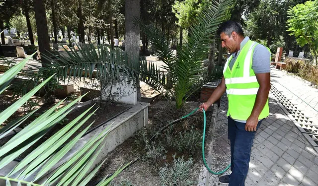 İzmir Büyükşehir bayrama hazır: 946 personel görev başında olacak