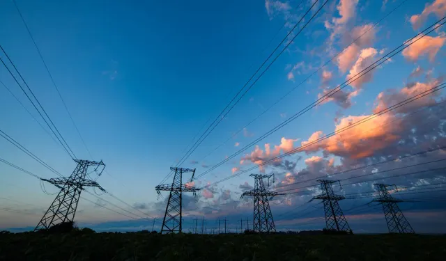 İzmirliler dikkat: 4 Temmuz Perşembe günü 16 ilçede elektrik kesintisi yaşanacak