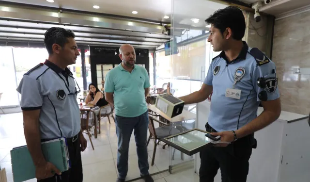 Karşıyaka'da bayram mesaisi: Denetimler tüm hızıyla sürüyor