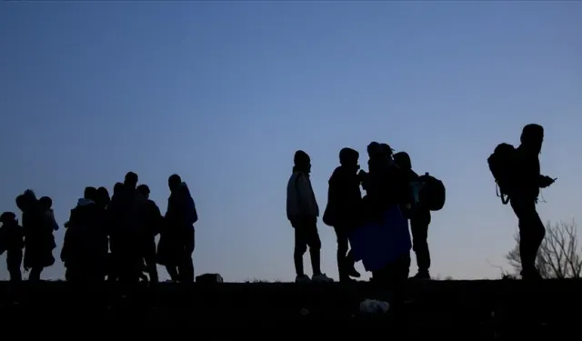 Bir ülkeden dikkat çeken karar: Sınır kapılarını göçmenlere kapattı