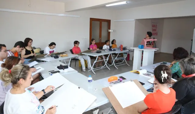 İzmir'in genç sanatçılarına ücretsiz kurs imkanı