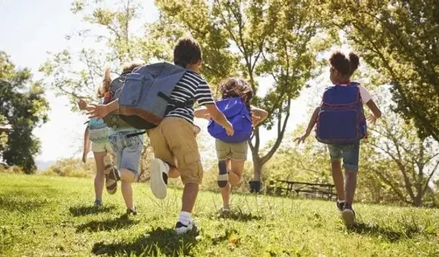 Çocuklara yaz tatilinde eğitimci tavsiyeleri: Eğlenerek öğrenin!