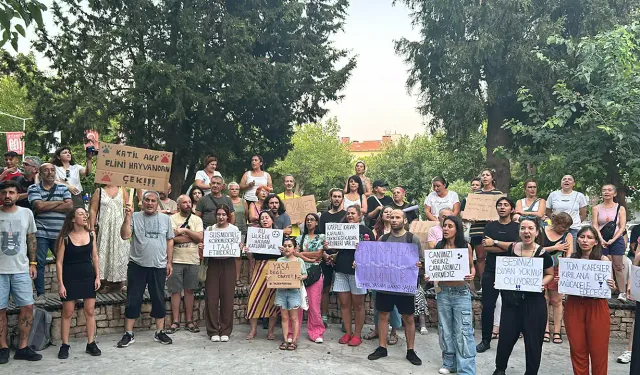 İzmir Yaşam Hakkı Savunucuları'ndan, Kadına ve Hayvana Şiddete Hayır, eylemi