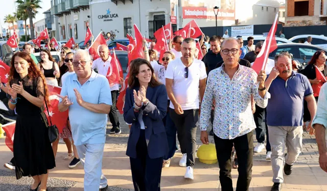 Çeşme'nin gurur günü: Ata'nın gelişinin yıl dönümü kutlandı