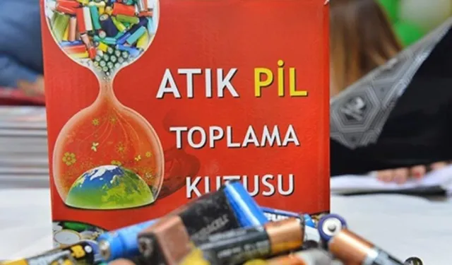 İzmir'de atık pil toplama şampiyonları belli oldu