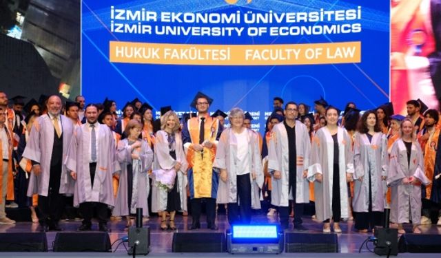 İzmir'den Viyana'ya başarı öyküsü: 659 yıllık üniversitede hukuk eğitimi alacak