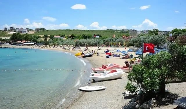 Yazın serinlemek isteyenler için: İzmir'de ulaşımı kolay plajlar