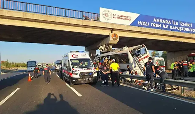 İzmir yolunda kaza yapmıştı: Yolcu otobüsünün son görüntüleri ortaya çıktı