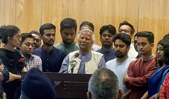 Bangladeş'in Nobel ödüllü başbakanı Muhammed Yunus yemin etti