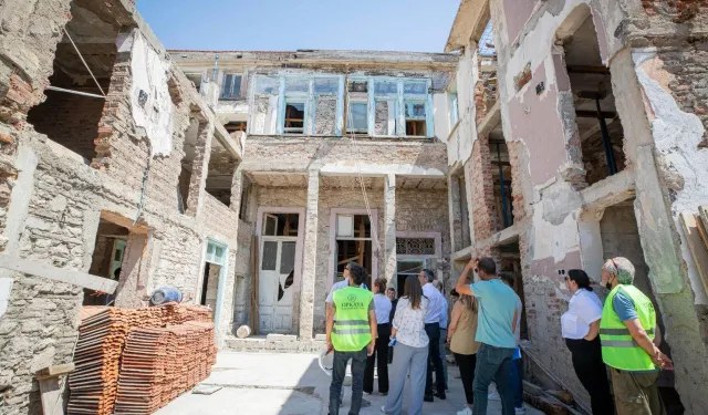 İzmir'in iki simge mekanı kente yeniden kazandırılacak