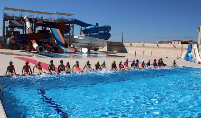 Güneş ve eğlence İzmir'de birleşiyor: Yazın tadını Bergama Aquapark'ta çıkaracaksınız