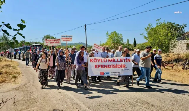 Çiftçi eylemleri sürüyor: Üreticiler bu kez Sındırgı'ya yürüdü