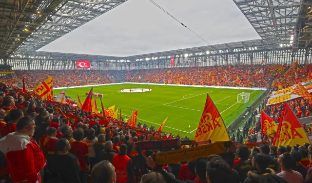 Göztepe’den rekor: Biletler 4 dakikada bitti