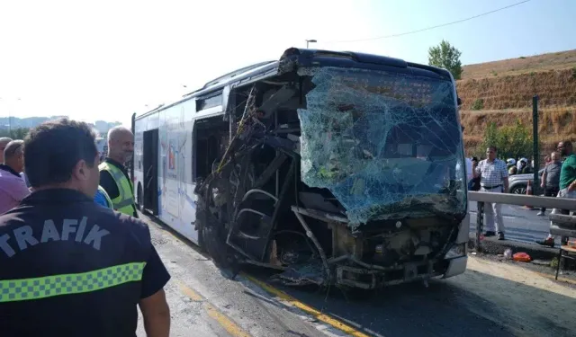 İstanbul'da metrobüs kazası: Gözaltına alınan 3 kişi adliyeye sevk edildi