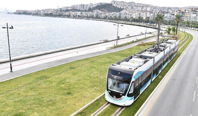 İzmirliler dikkat, yolda kalmayın: Tramvay ulaşımına maraton ayarı