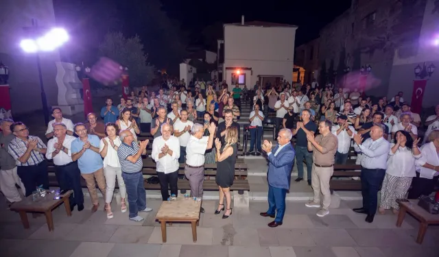 Komünist Osman Belgeseli Konak'ta: Gösterim ayakta alkışlandı