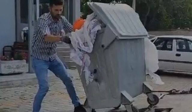 Afyon'da ilginç protesto: Çöp konteynerini belediyenin önüne boşalttı