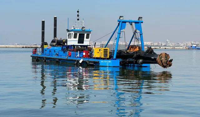 İzmir Körfezi'ndeki koku sorununa geçici çözüm: Oksijen miktarı arttırılacak