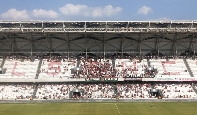 Karşıyaka'nın sıcakla imtihanı: Maç sırasında hava sıcaklığı 35 dereceyi aştı