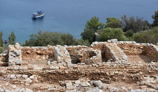 Amos'un antik tiyatrosu ayağa kaldırılıyor: Kazılar bu yıl sonunda tamamlanacak