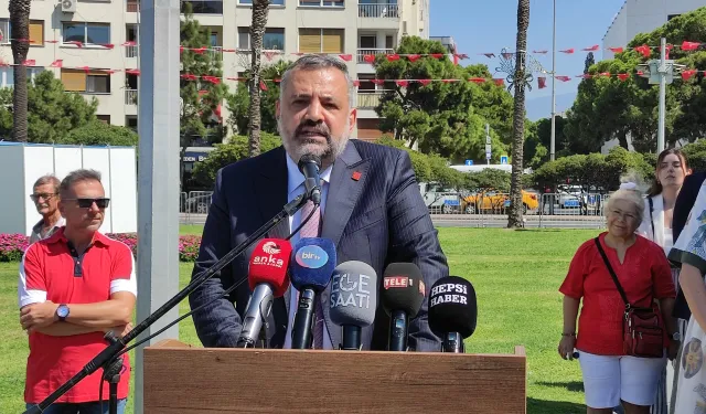 Aslanoğlu, zafer gününde konuştu: İzmir'in kurtuluşu vatanın kurtuluşudur