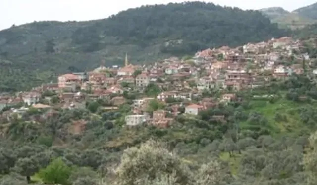 Bu köyde ölenler anı köşesinde yaşıyor