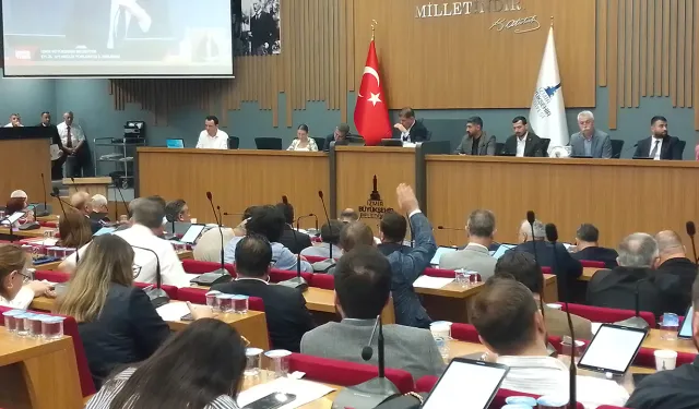 Büyükşehir'in Aliağa imar planları reddedildi: AKP Grubu, basın algı yapıyor, dedi!