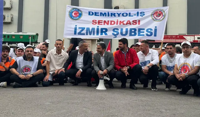 İzmir'de demiryolu işçileri iş bıraktı: Vergi adaletsizliğine tepki