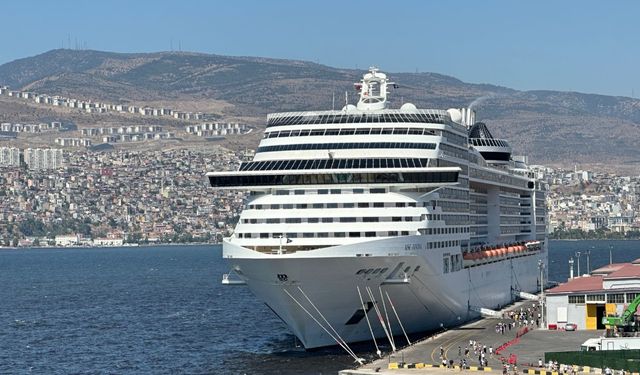 İzmir Limanı otopark sorunu çözüm bekliyor