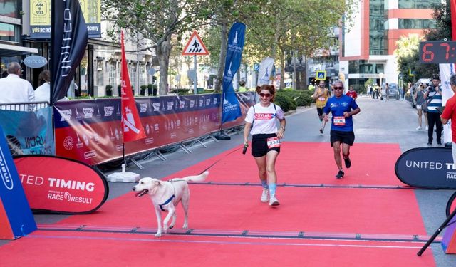 Bu yıl 12’ncisi düzenleniyor: İzmir’de 9 Eylül Maratonu başladı