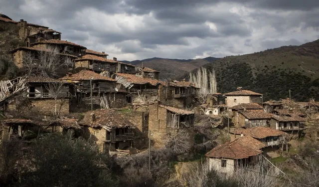 İzmir'in tüyler ürperten köyü: Sadece 8 kişi yaşıyor