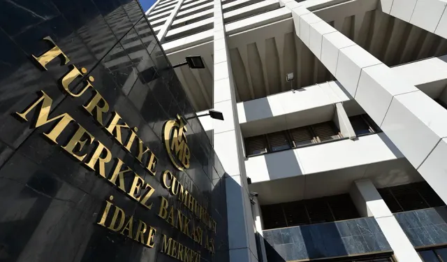 Merkez Bankası açıkladı: Yıl sonu enflasyon ve dolar tahmini düştü